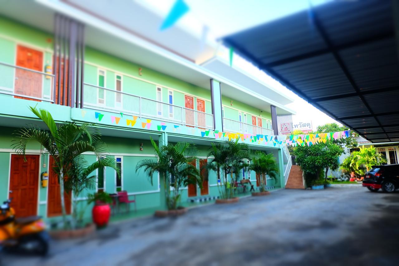 Suphan Wanwarn Resort Suphan Buri Εξωτερικό φωτογραφία